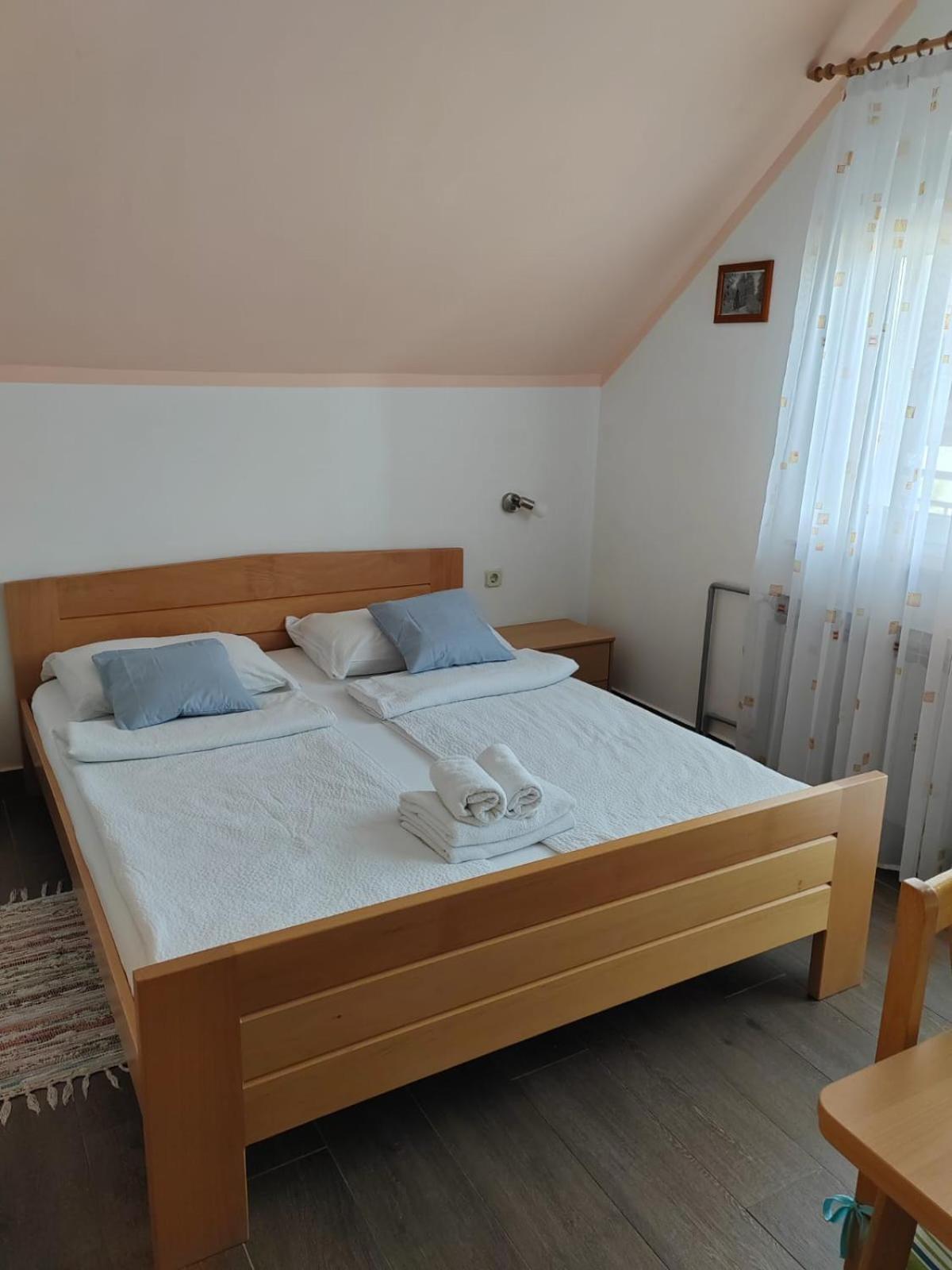 Hotel House Pljesevica Plitvička Jezera Esterno foto